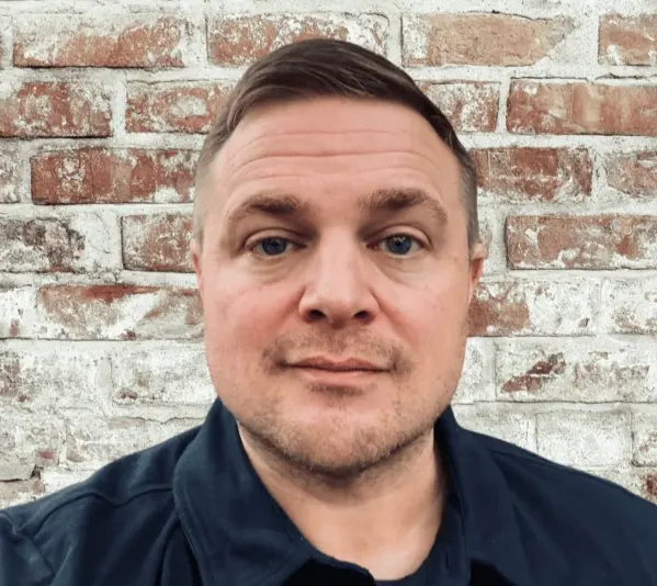 Nelson Reyes — Production Associate